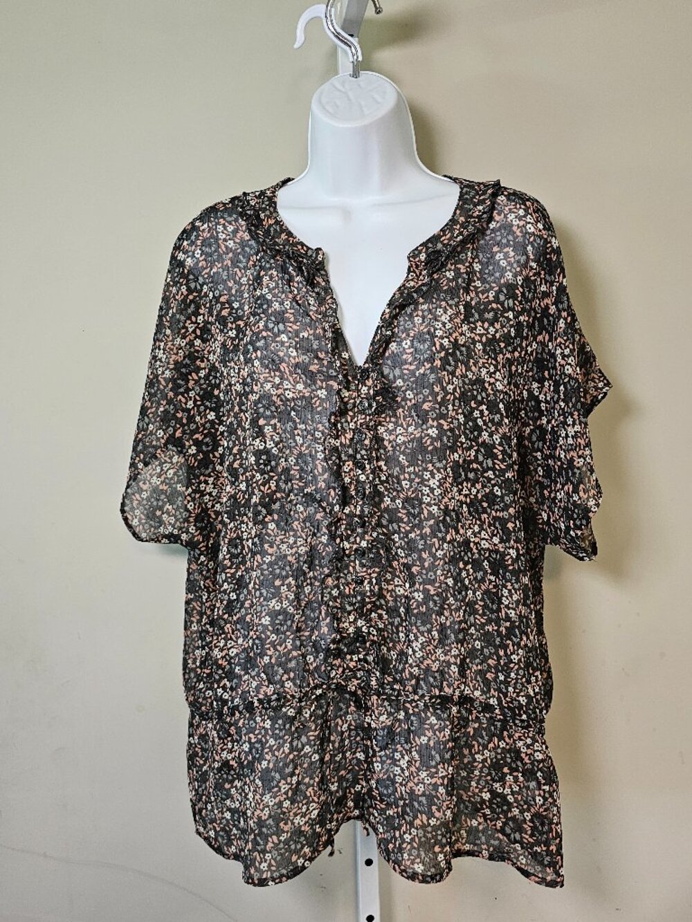 Old Navy Blouse Gray Pink Floral Sheer Boho Peasant Festival Sheer L